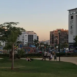 Apartamento Teatinos Con Piscina Espectacular, Aire Acondicionado En Salón-comedor Y Ventiladores En Apartamento Málaga